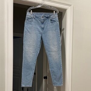 LOFT modern skinny ankle Jeans, light wash